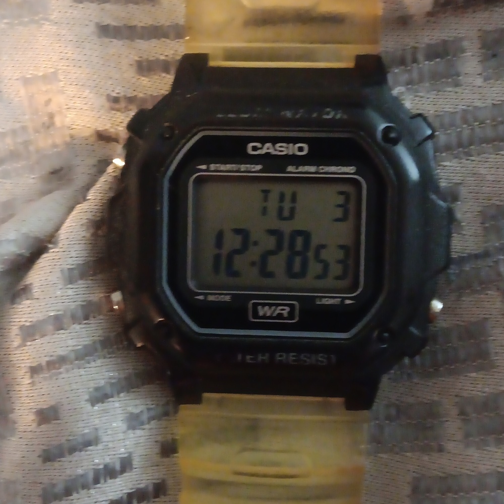 Casio watch - Picture 3 of 5